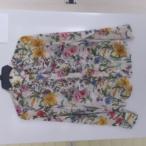 H&M white floral ruffle blouse, size 4